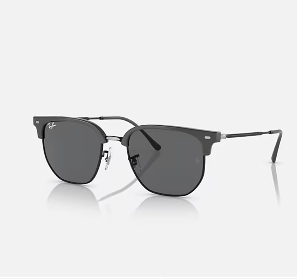 Ray-Ban New Clubmaster Sunglasses Dark Grey MSRP $191, comes with a case + cloth